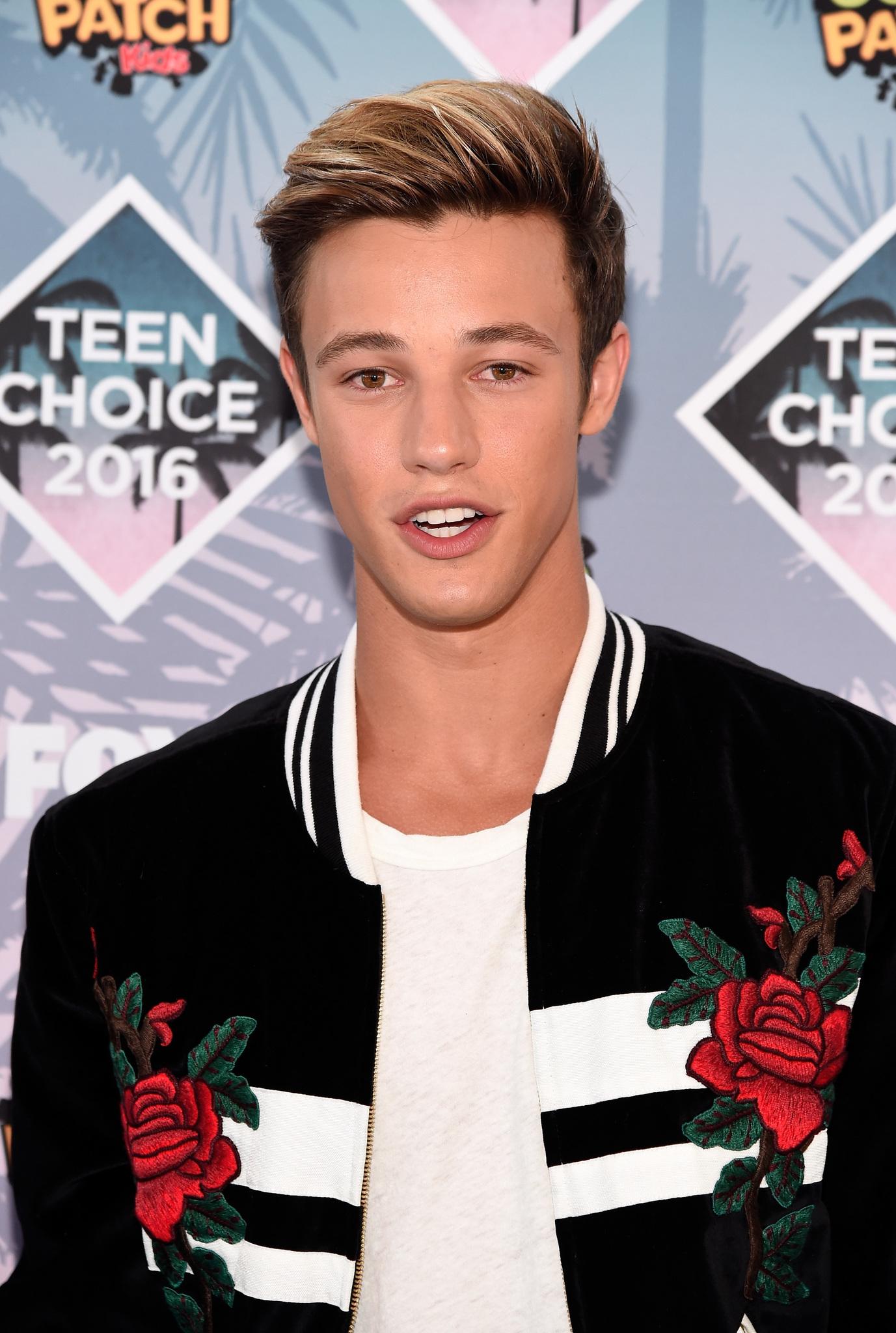 actor Cameron Dallas large photo