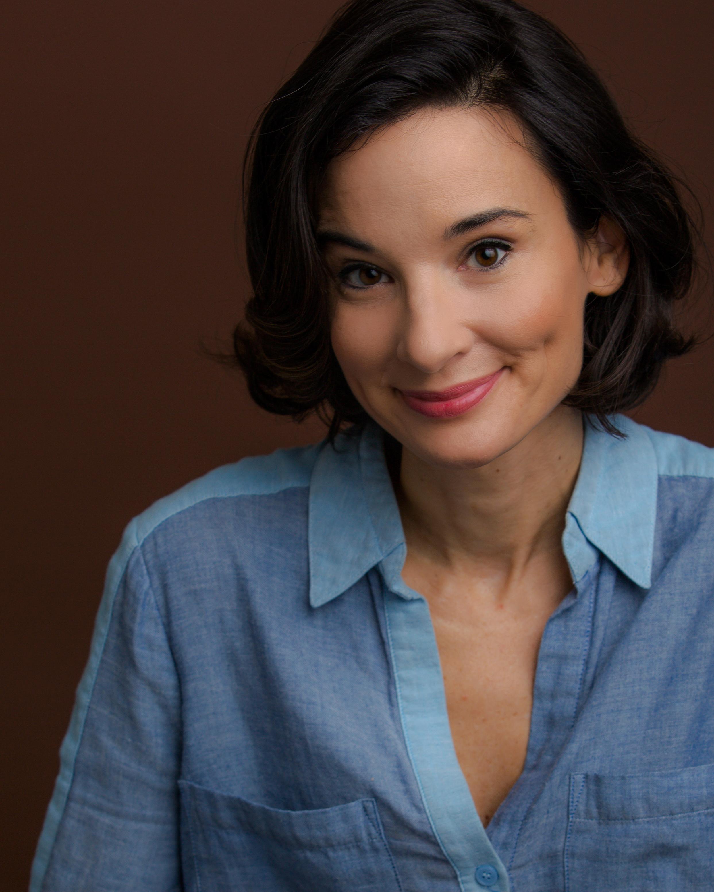 actor Alison Becker large photo