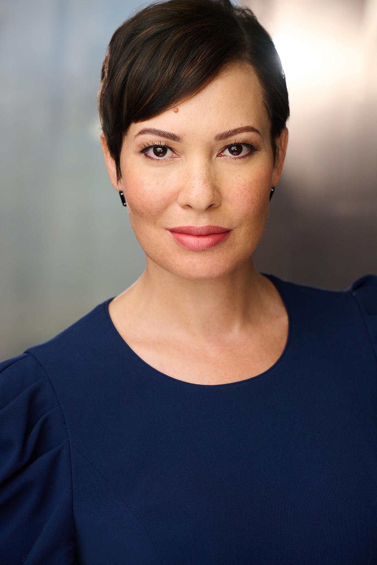 actor Tiffany Phillips large photo