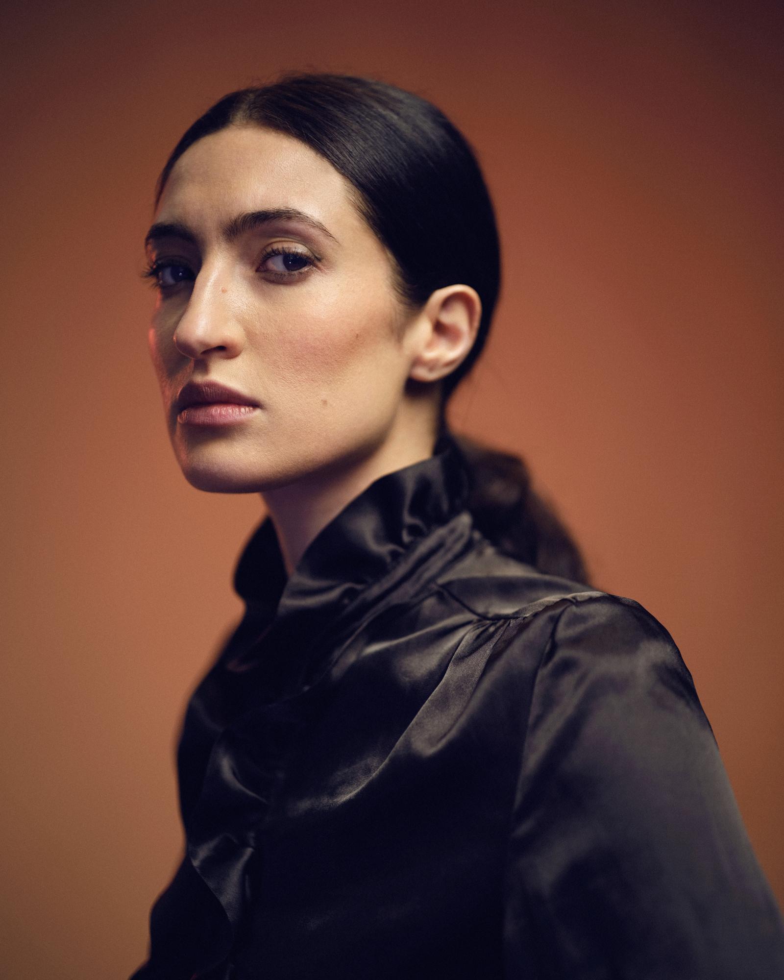 actor Molly Gromadzki large photo