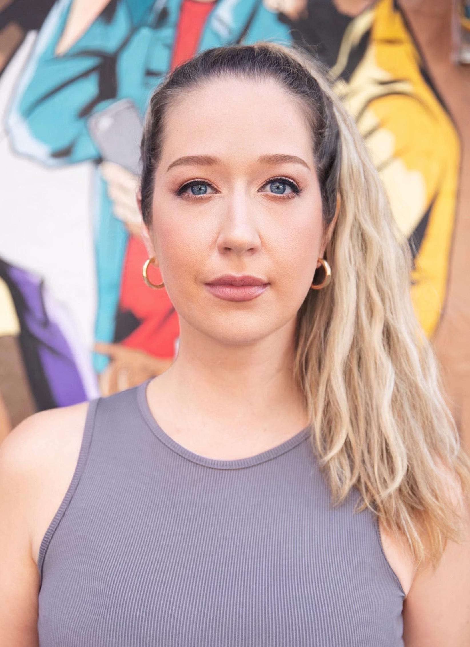 actor Lindsay-Elizabeth Hand large photo