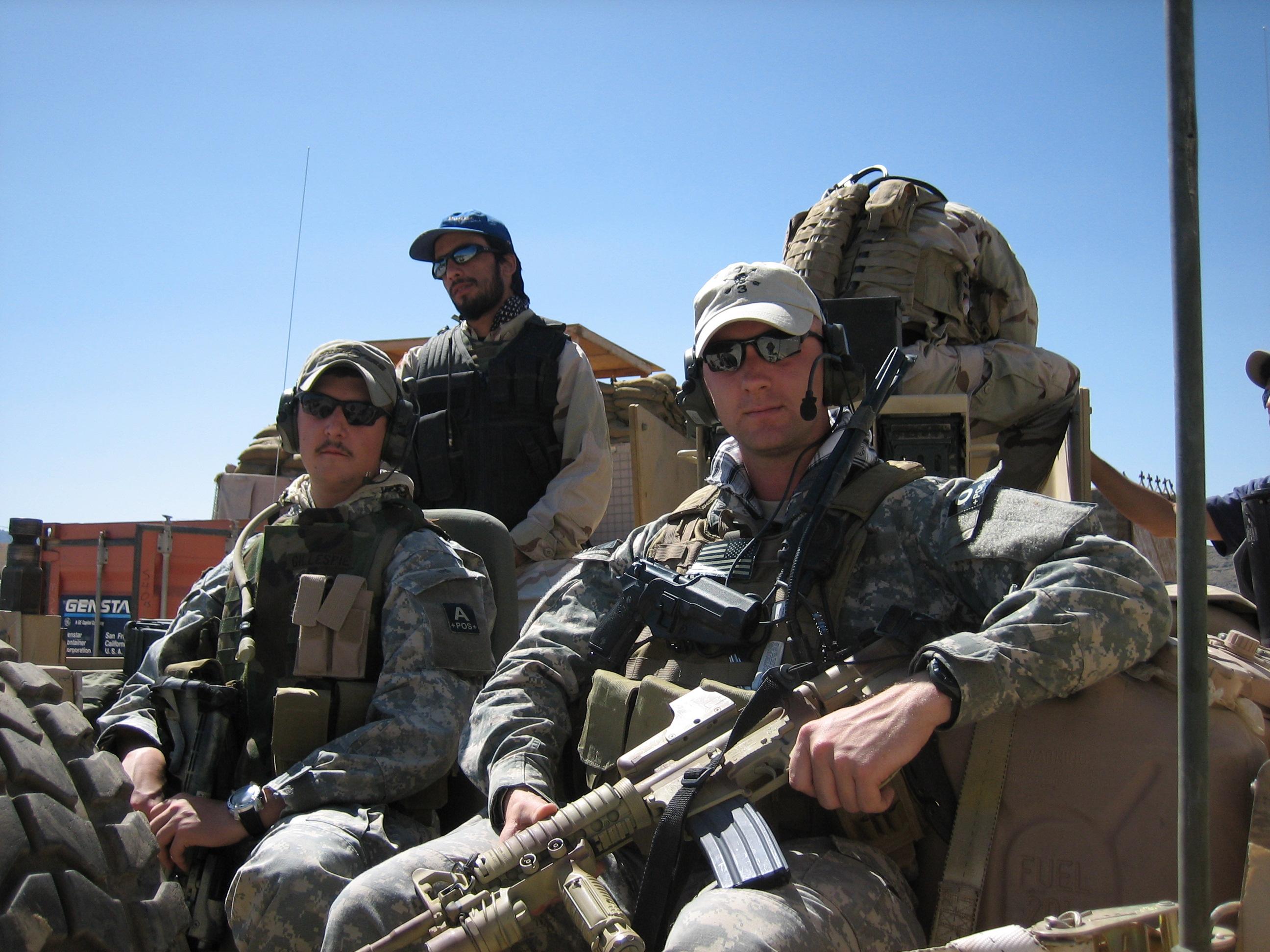 actor Gavin McCulley large photo