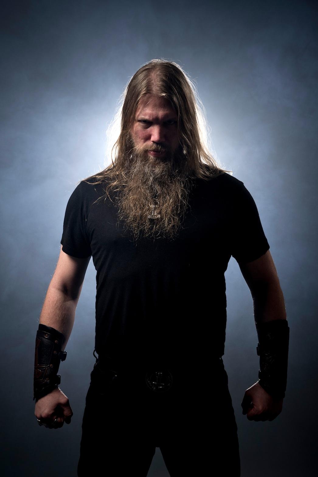 actor Johan Hegg large photo