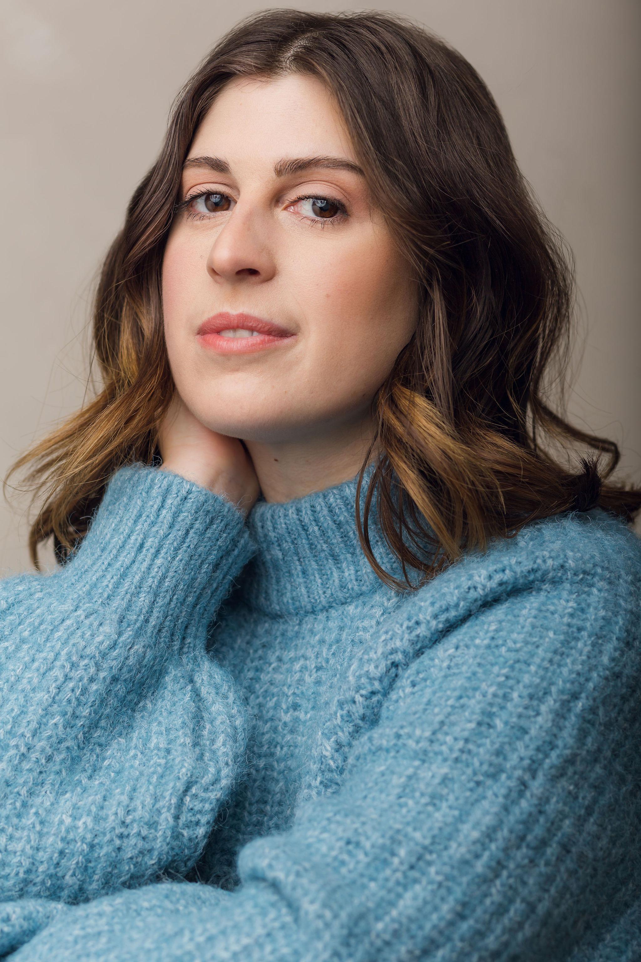 actor Carly Blane large photo