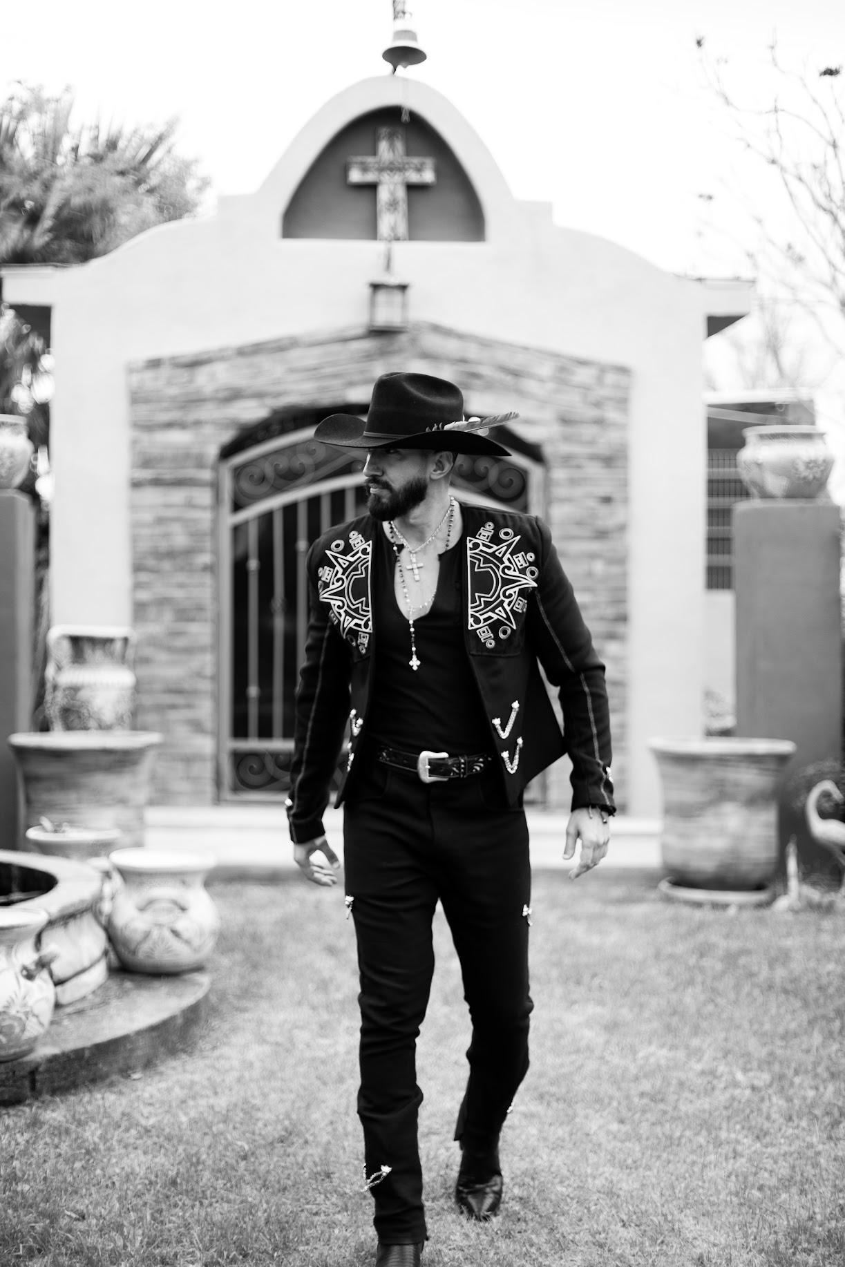 actor Paolo Cesar large photo