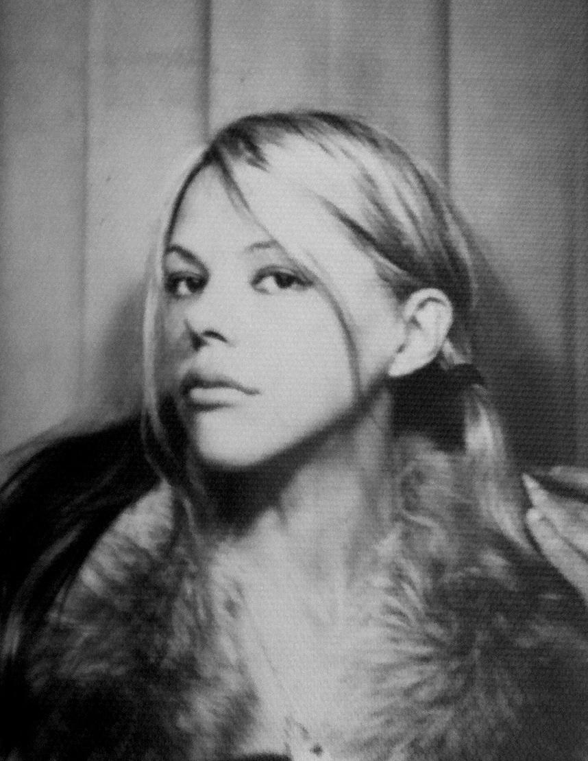 actor Kim Morgan large photo