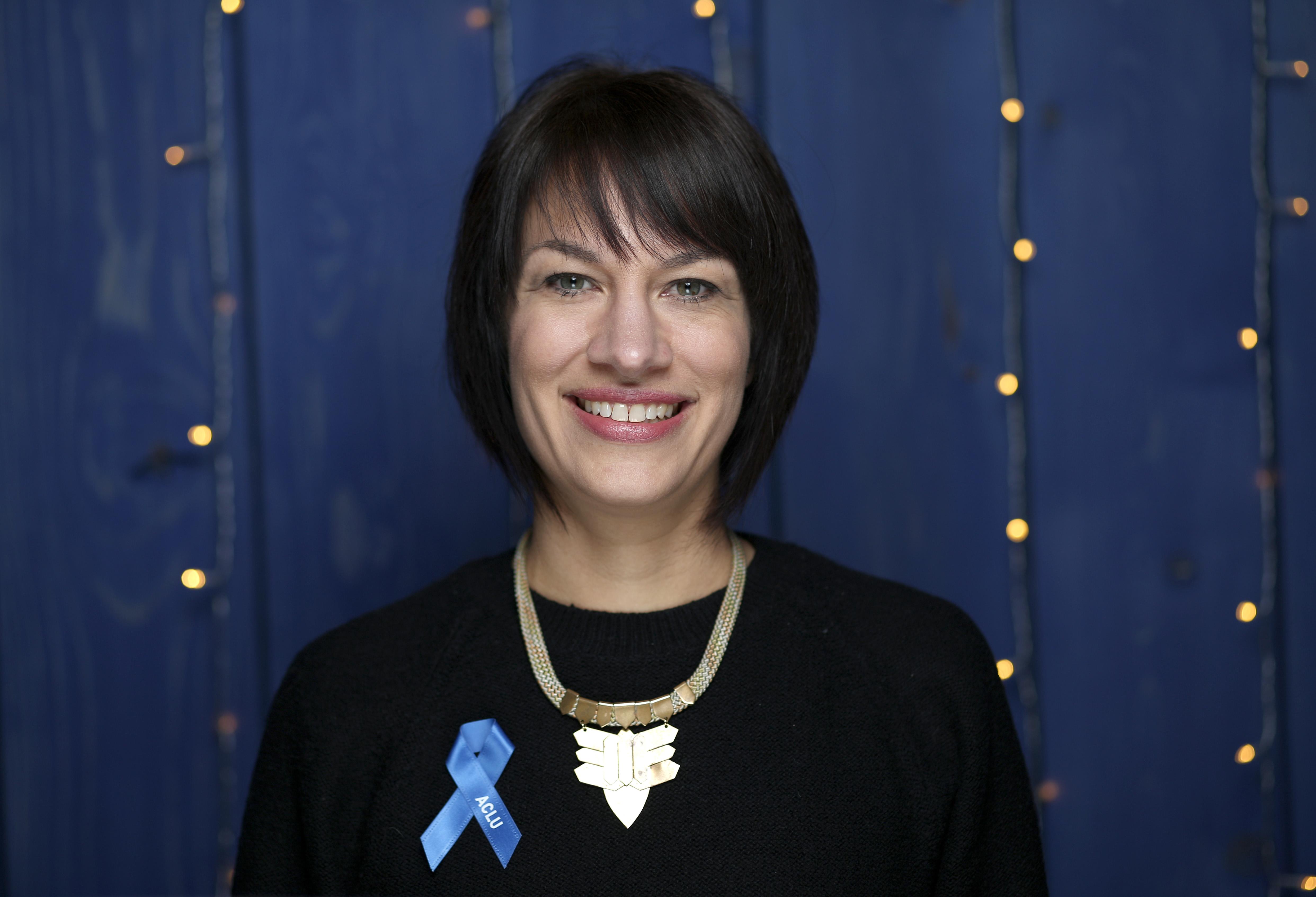 actor Brigitte Amiri large photo