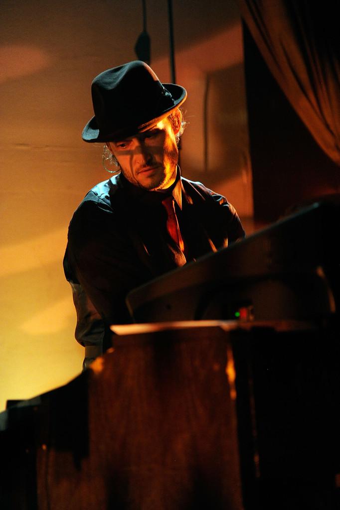 actor Bo Koster large photo