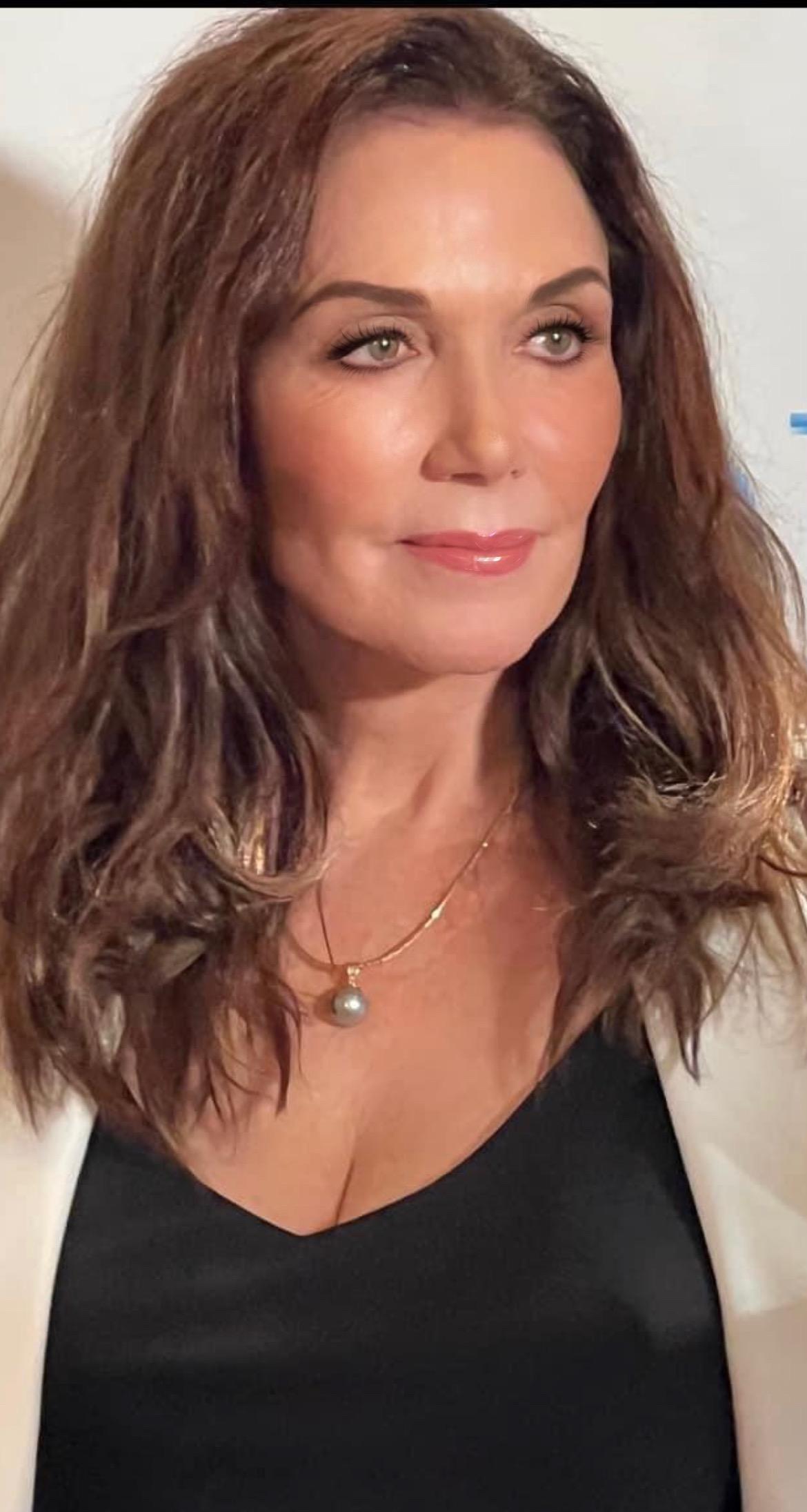 actor Stepfanie Kramer large photo