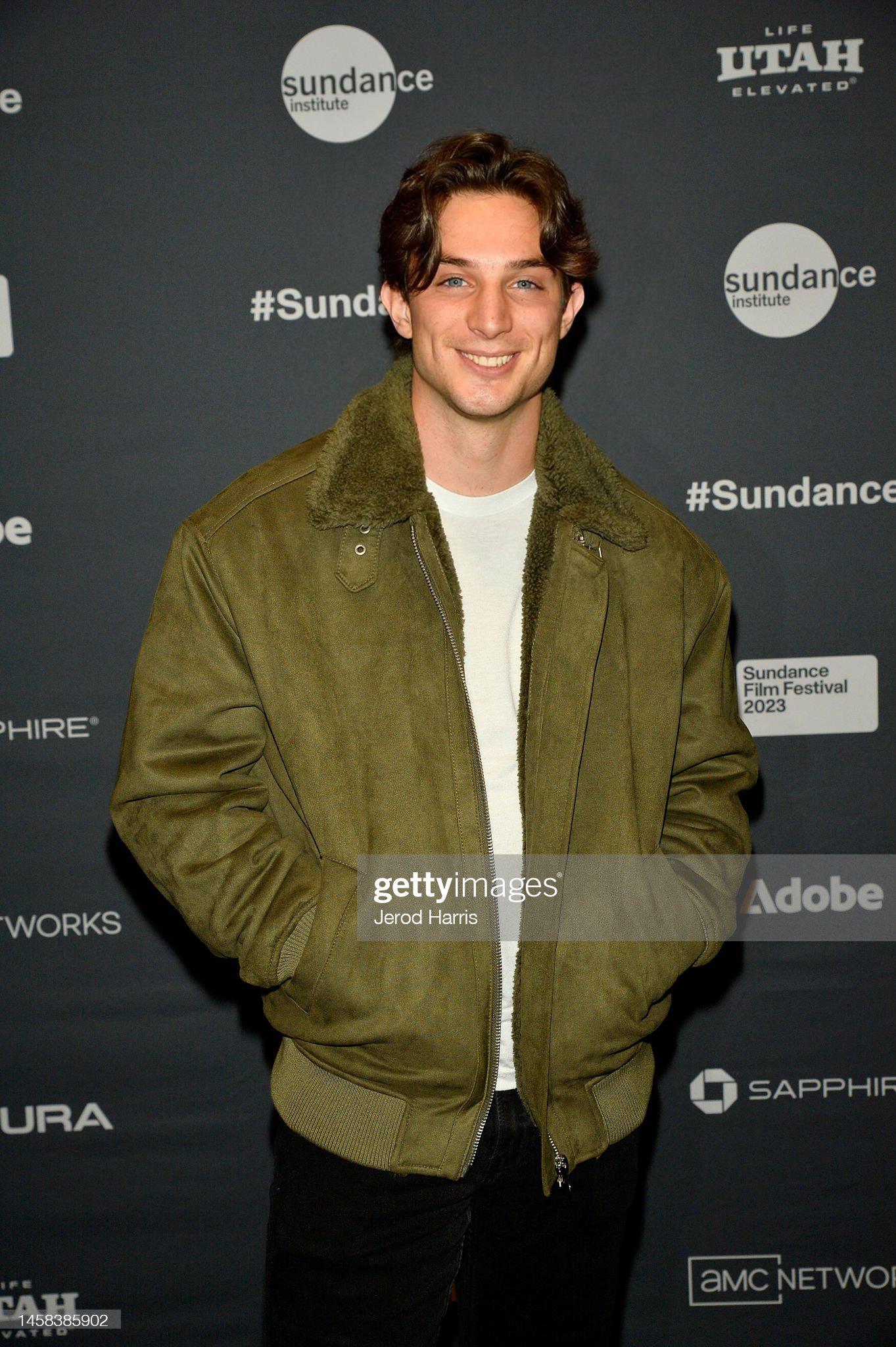 actor Christian Seavey large photo