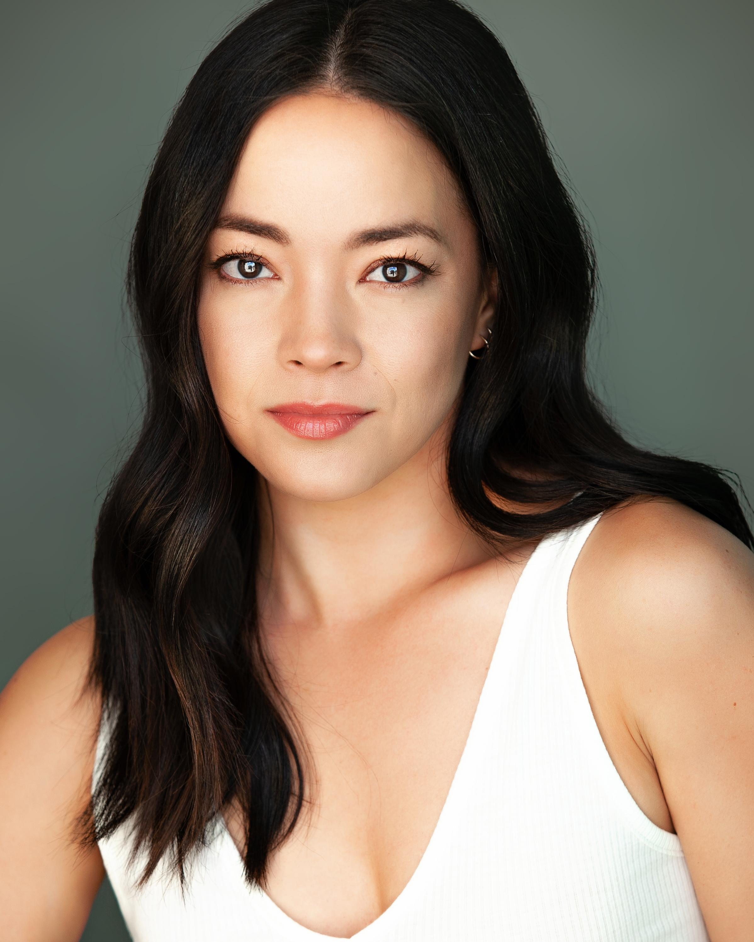 actor Katie Cockrell large photo