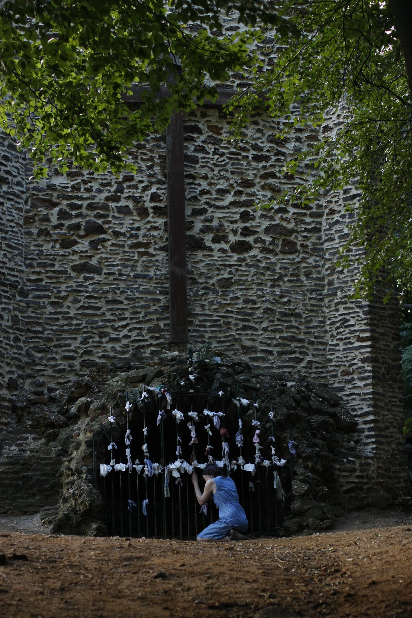 actor Julie Sokolowski large photo