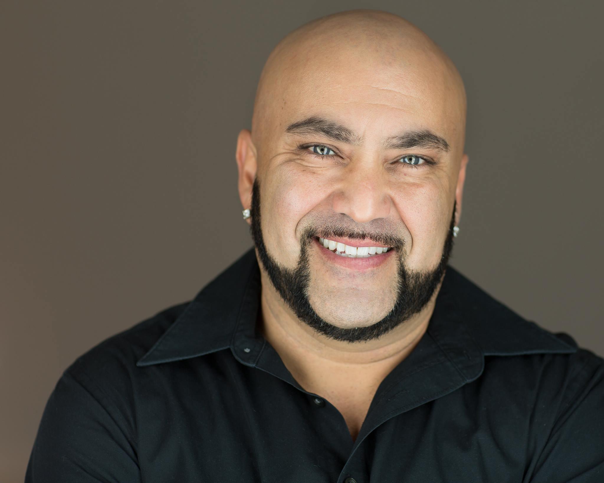 actor Eric Martinez large photo