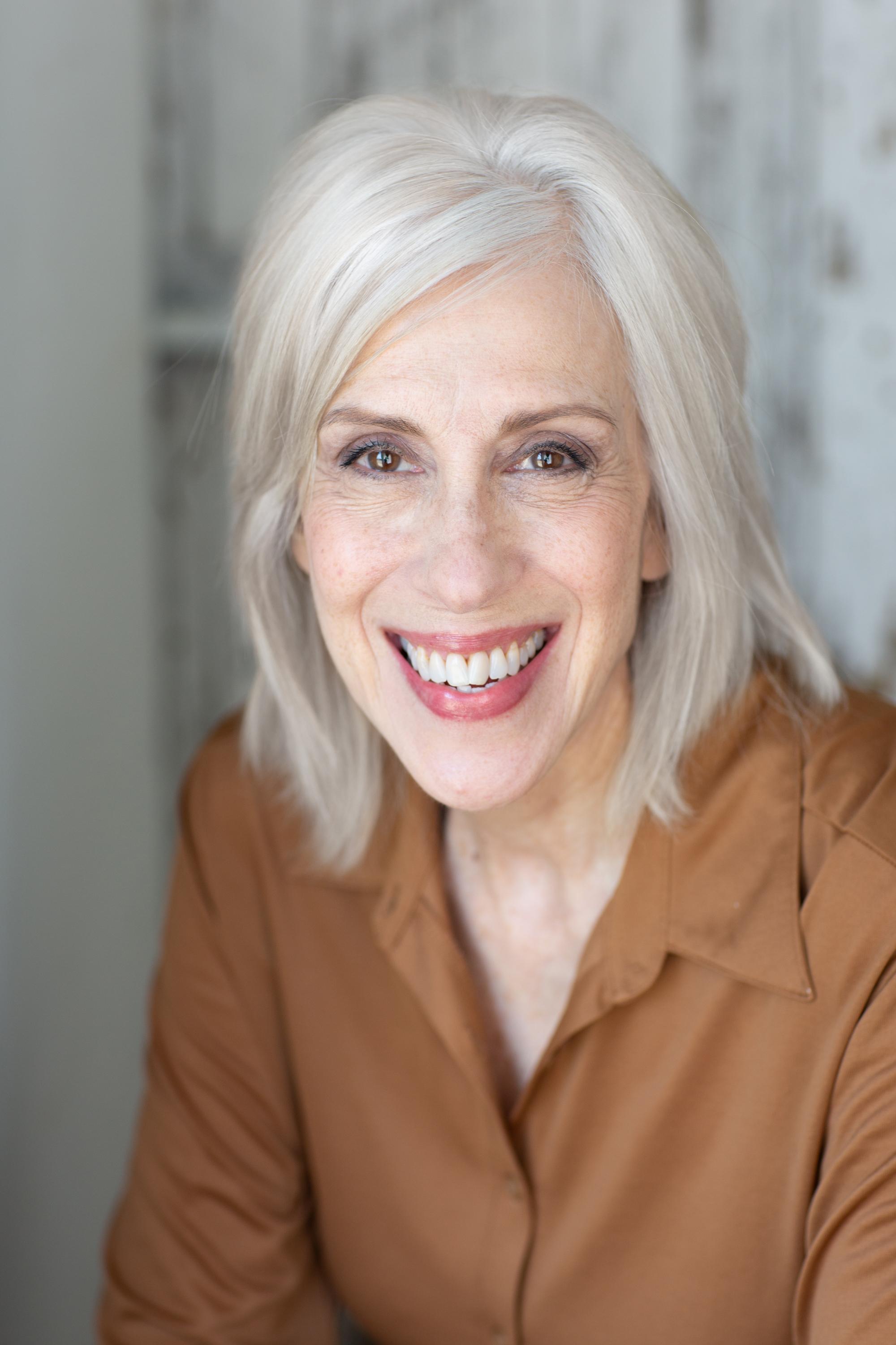 actor Mimi Sagadin large photo