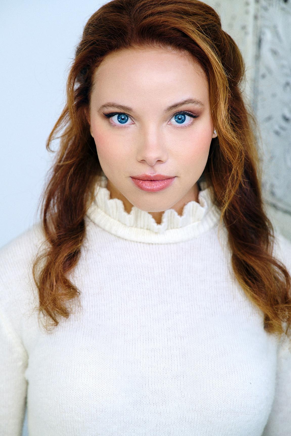 actor Ariana Jankovic large photo