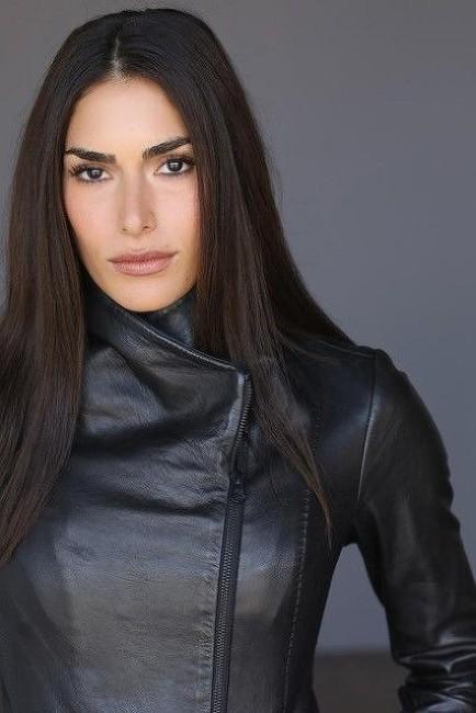 actor Nikki Howard large photo