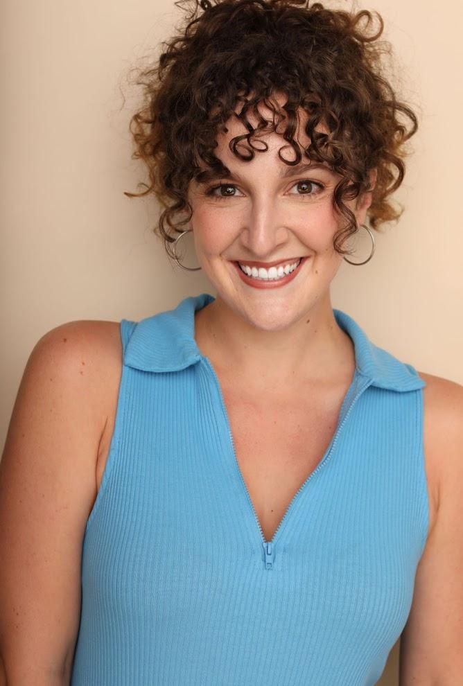 actor Sara Gallo large photo