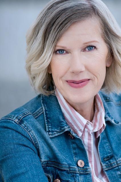 actor Victoria Vance large photo