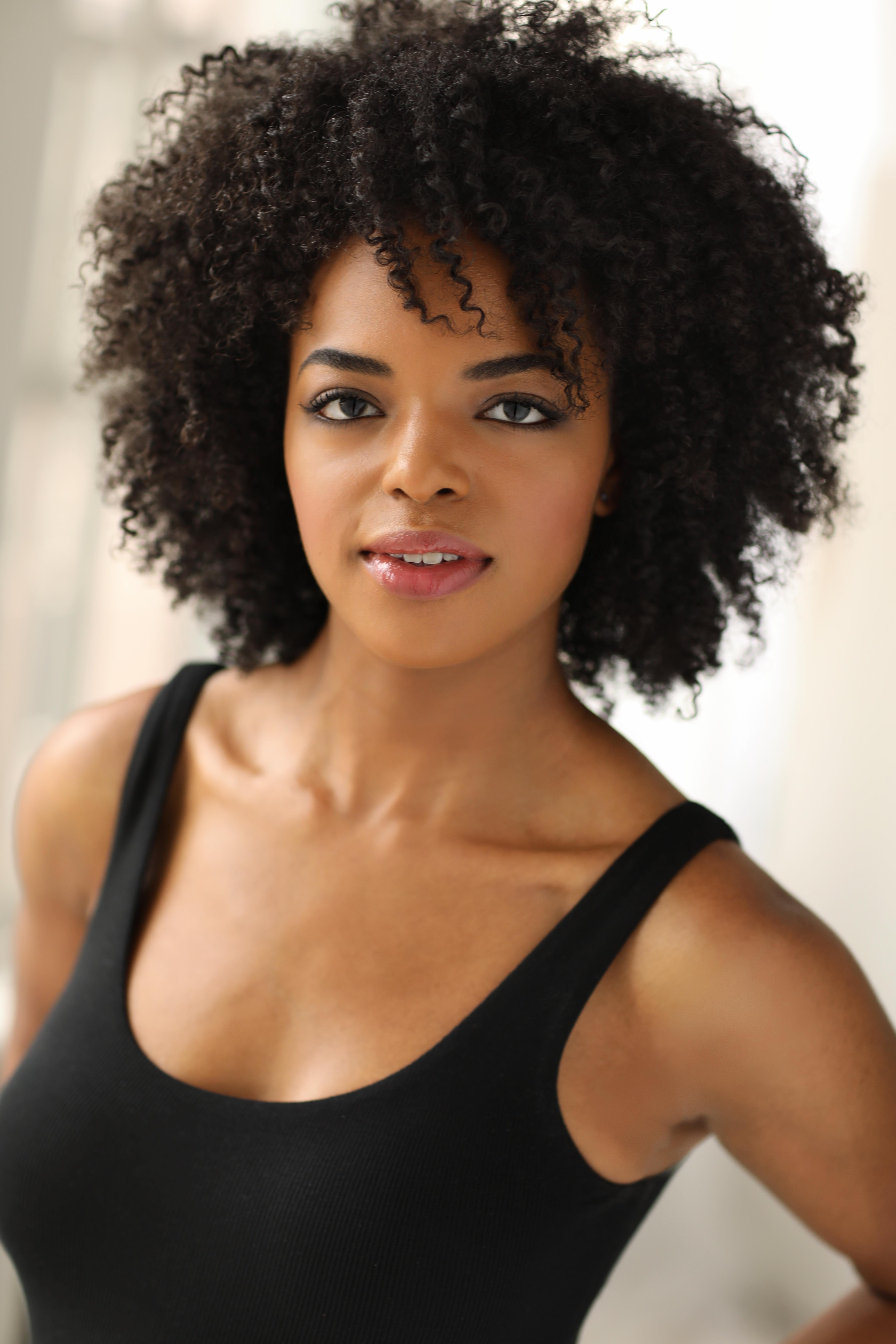 actor Alexandria Benford large photo