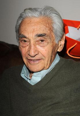 actor Howard Zinn large photo