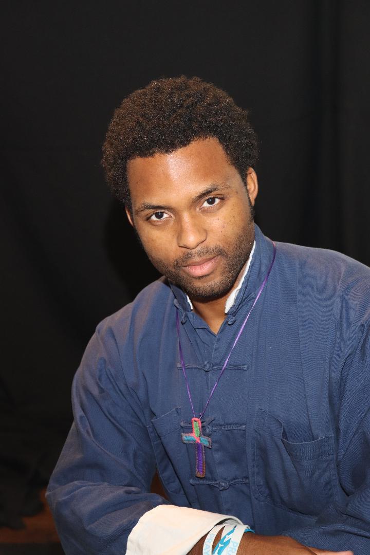 actor Charlie Caldwell large photo