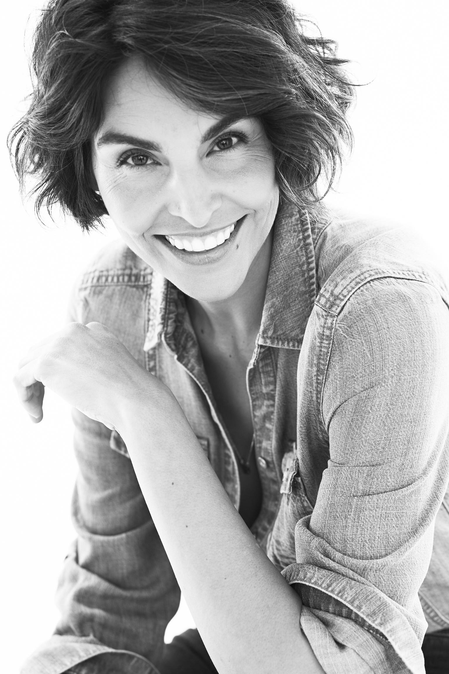 actor Paula Miranda large photo