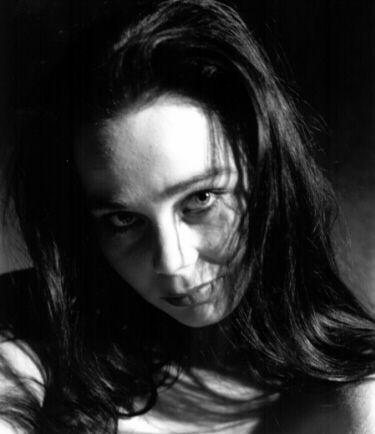 actor Outi Alanen large photo