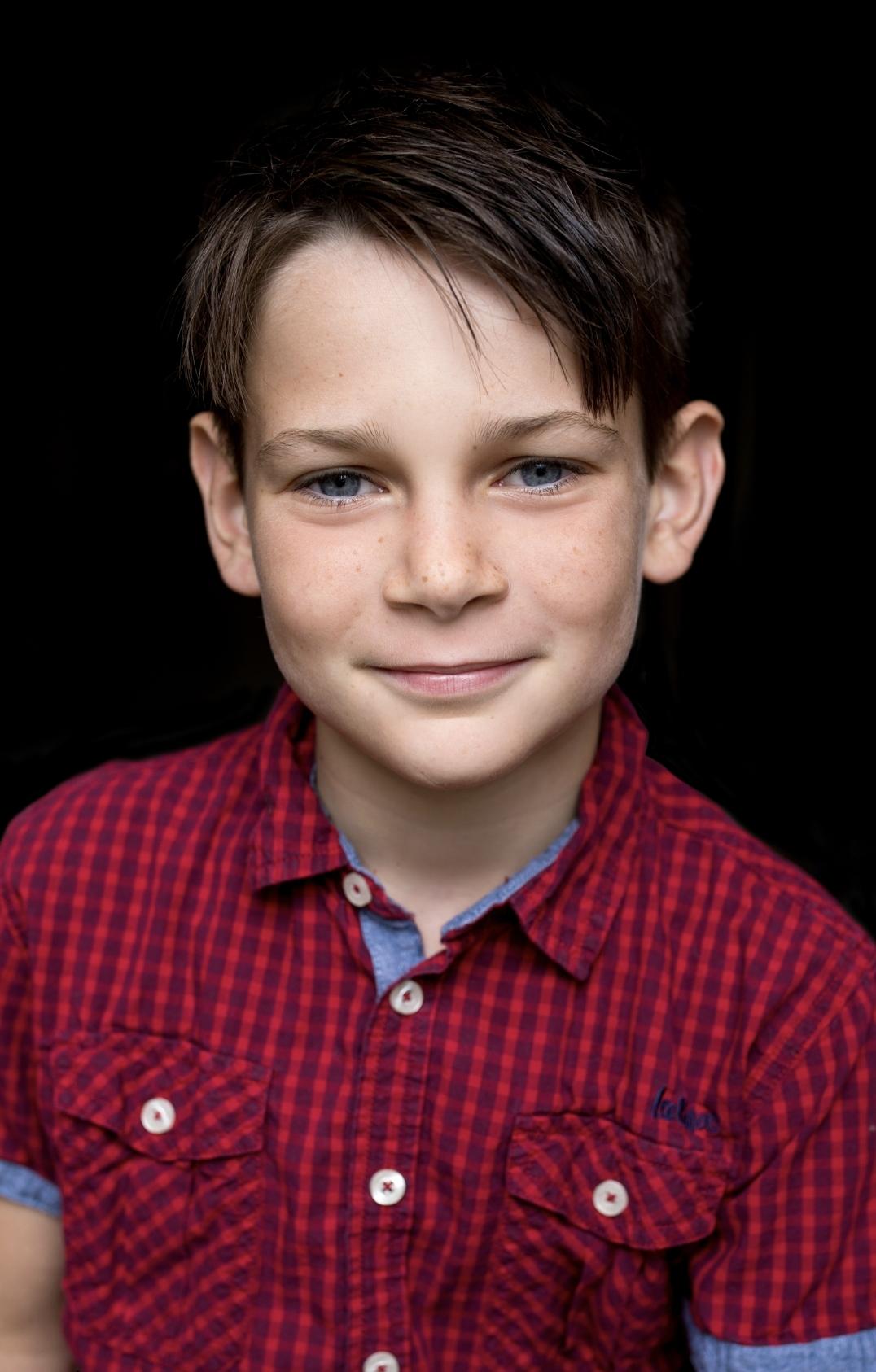 actor Tommy Fallon large photo