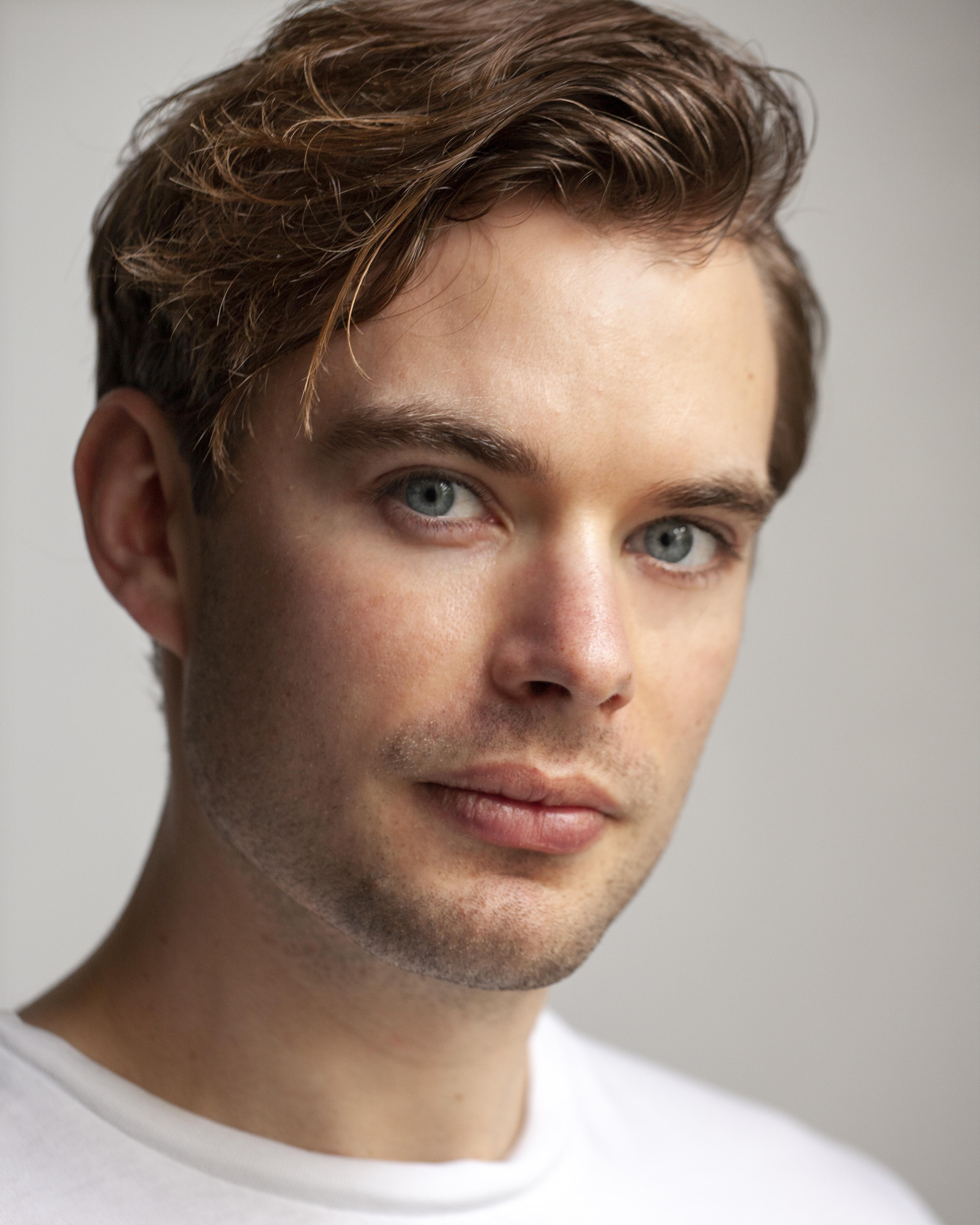 actor Charlie Hamblett large photo