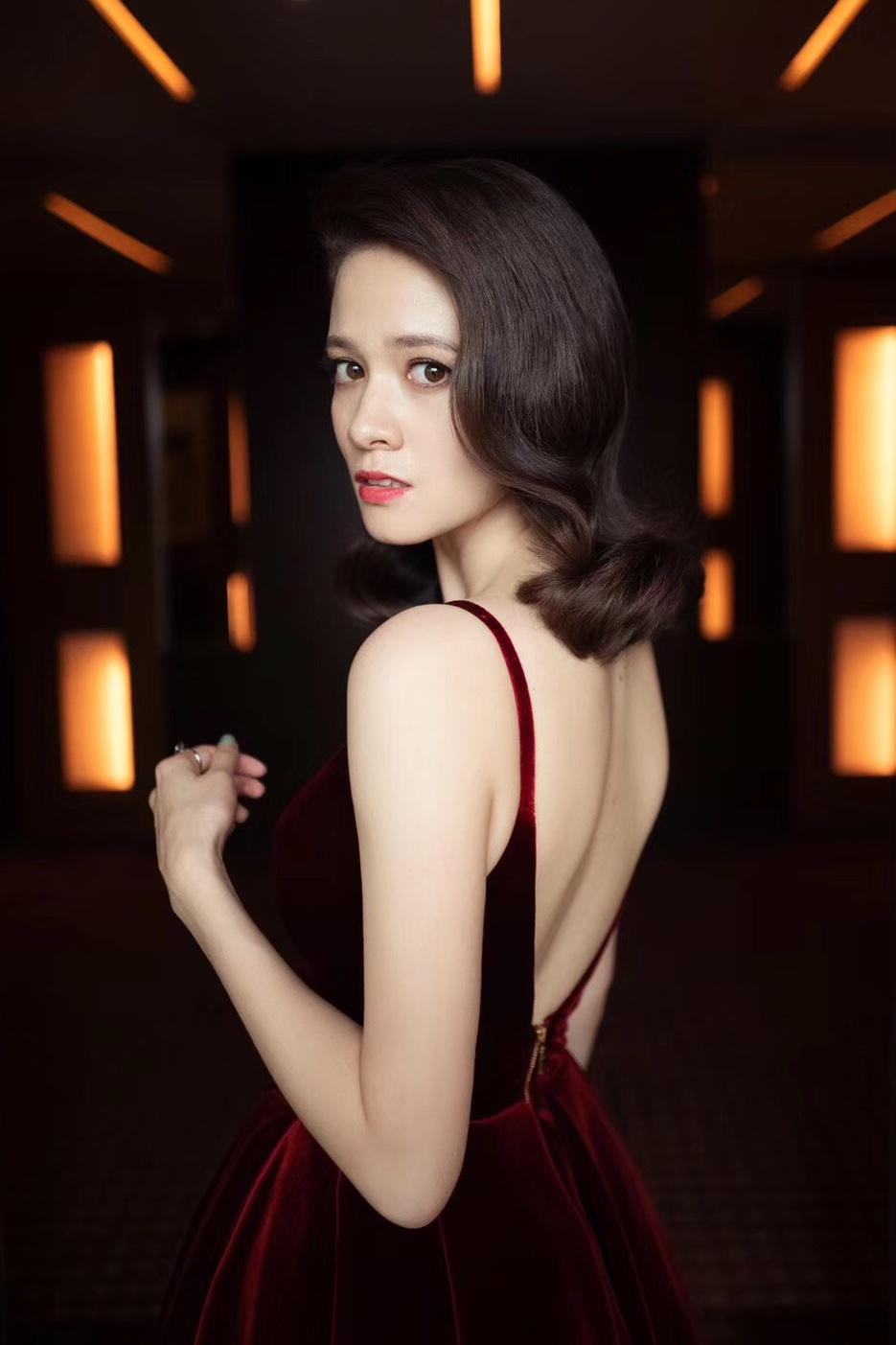 actor Augusta Xu-Holland large photo