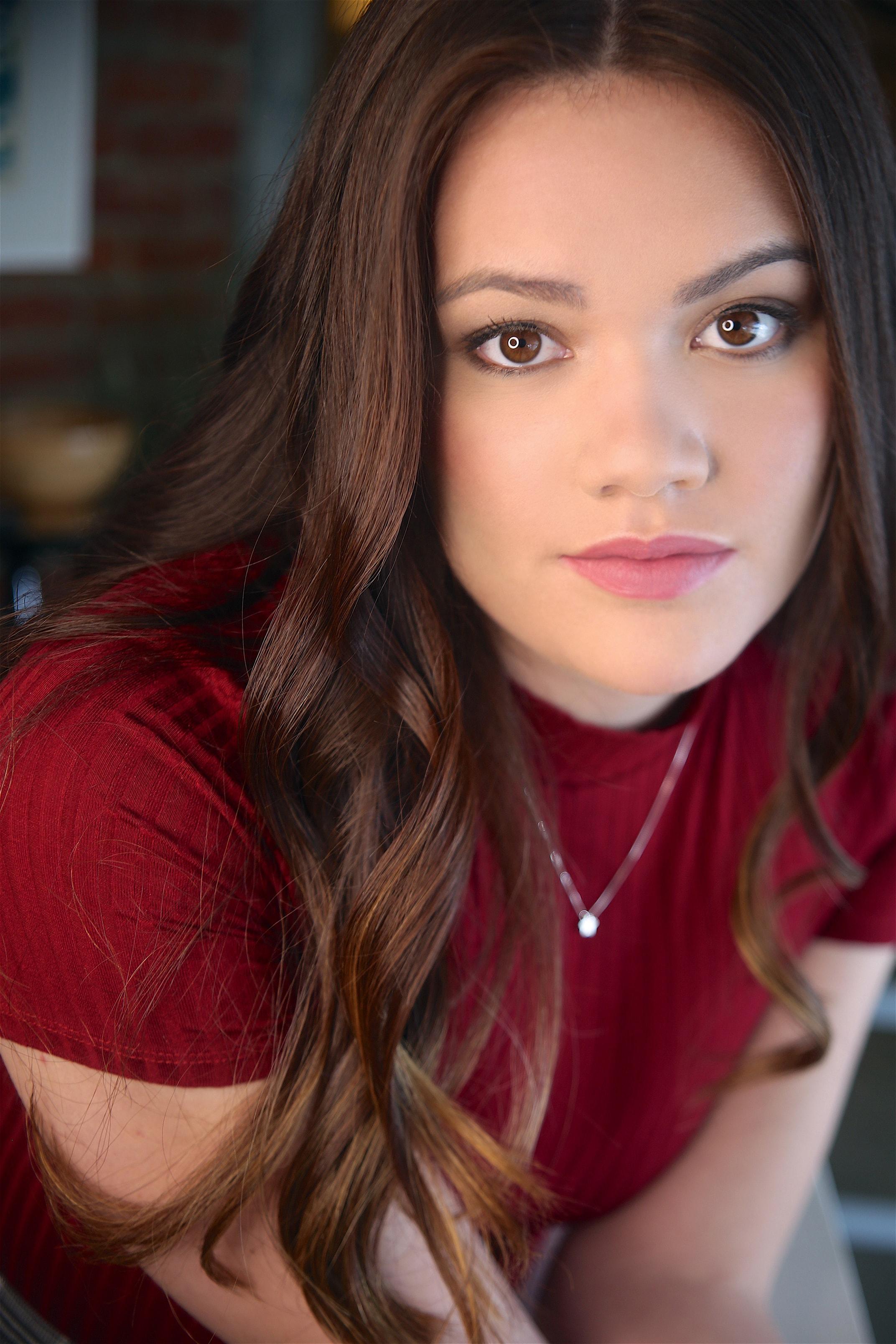 actor Christine Mascolo large photo