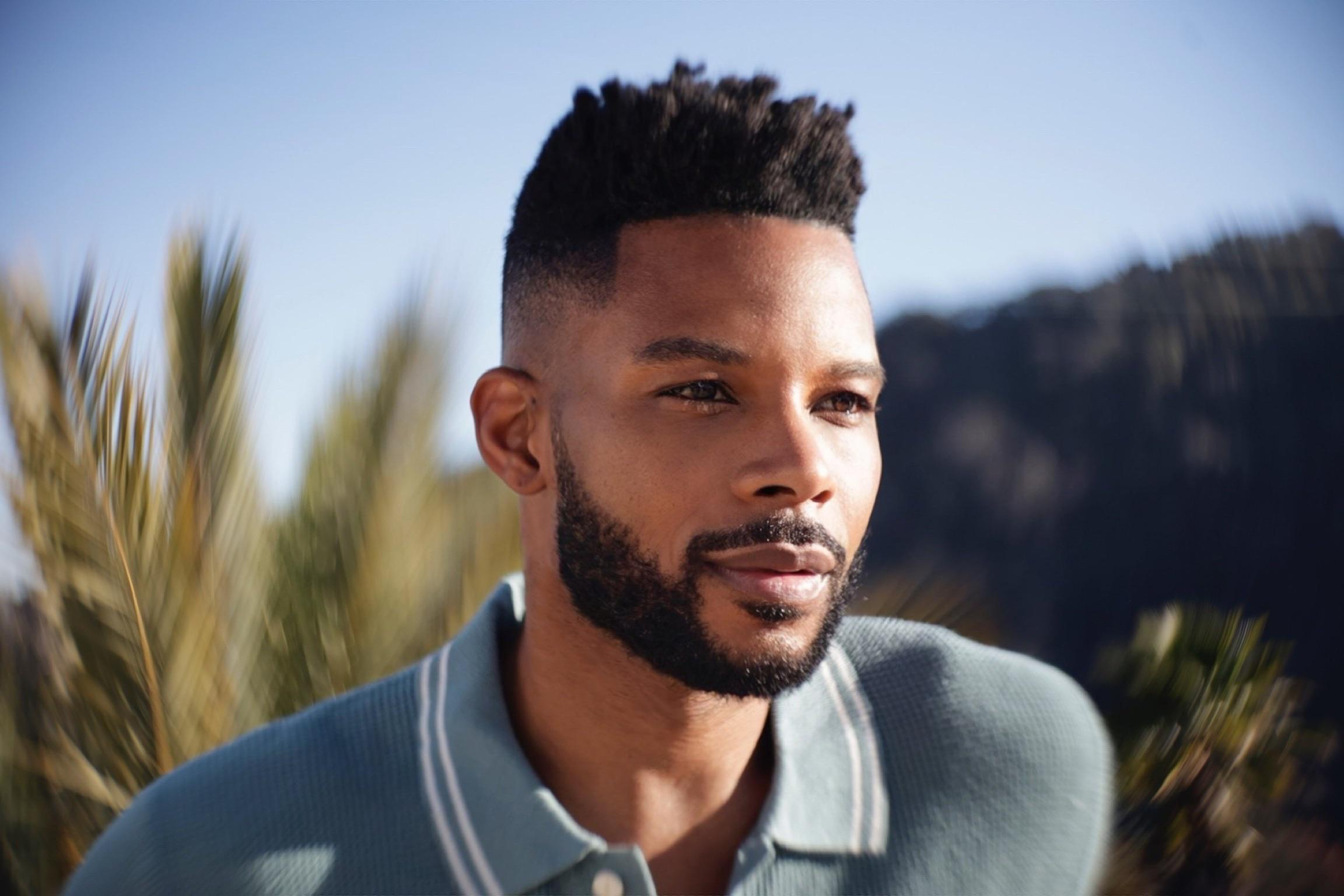 actor Kerry Rhodes large photo