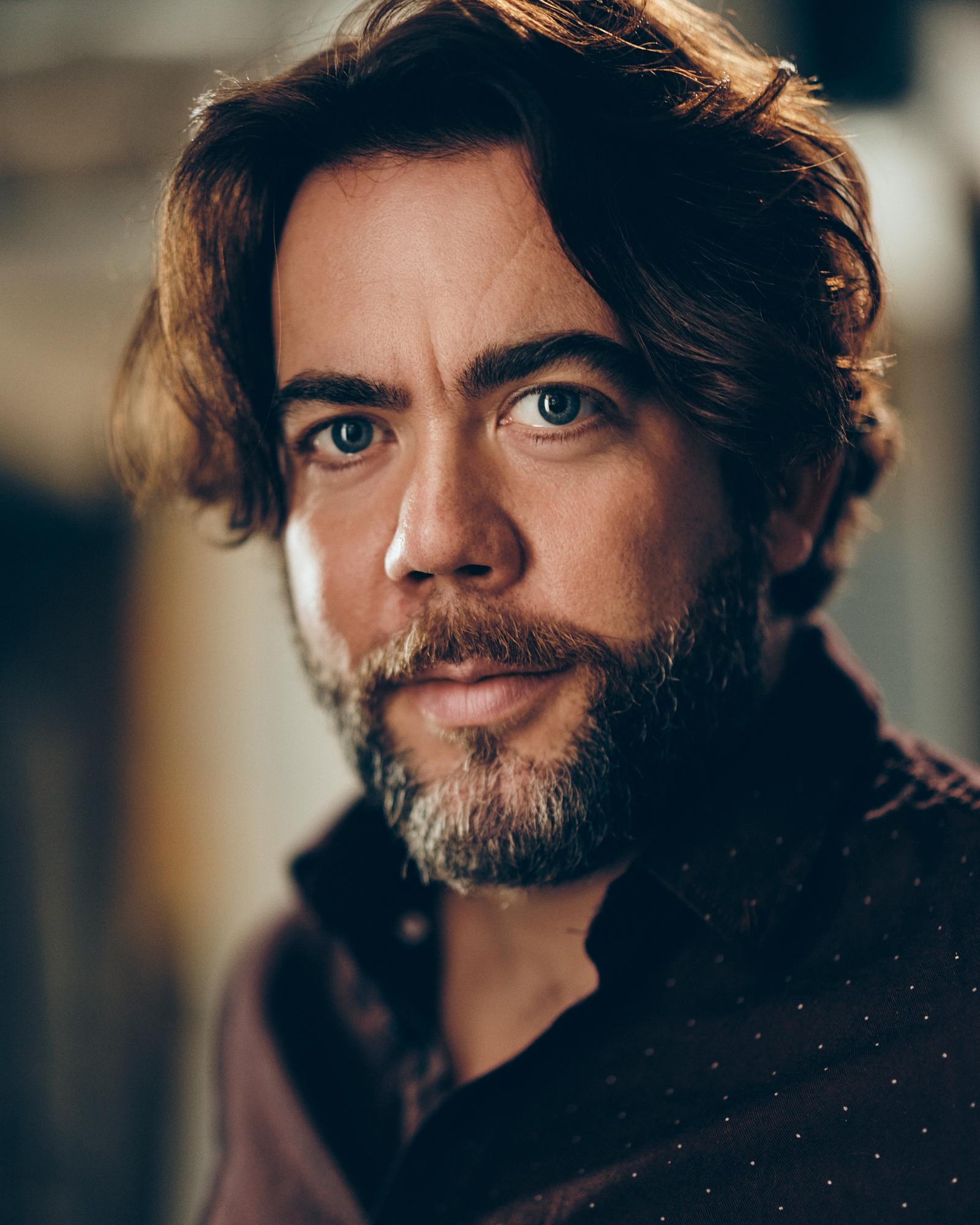 actor Lee McQueen large photo