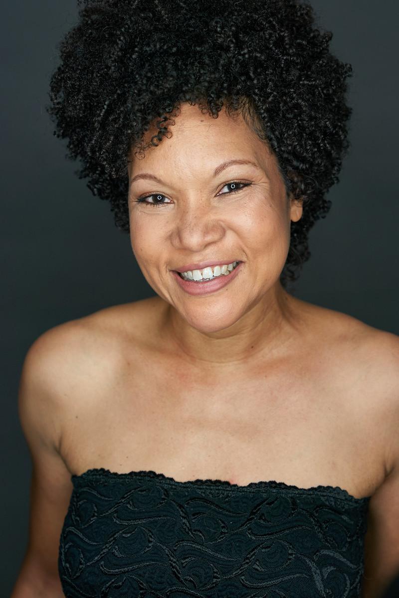 actor Malaika Lue-Hing large photo