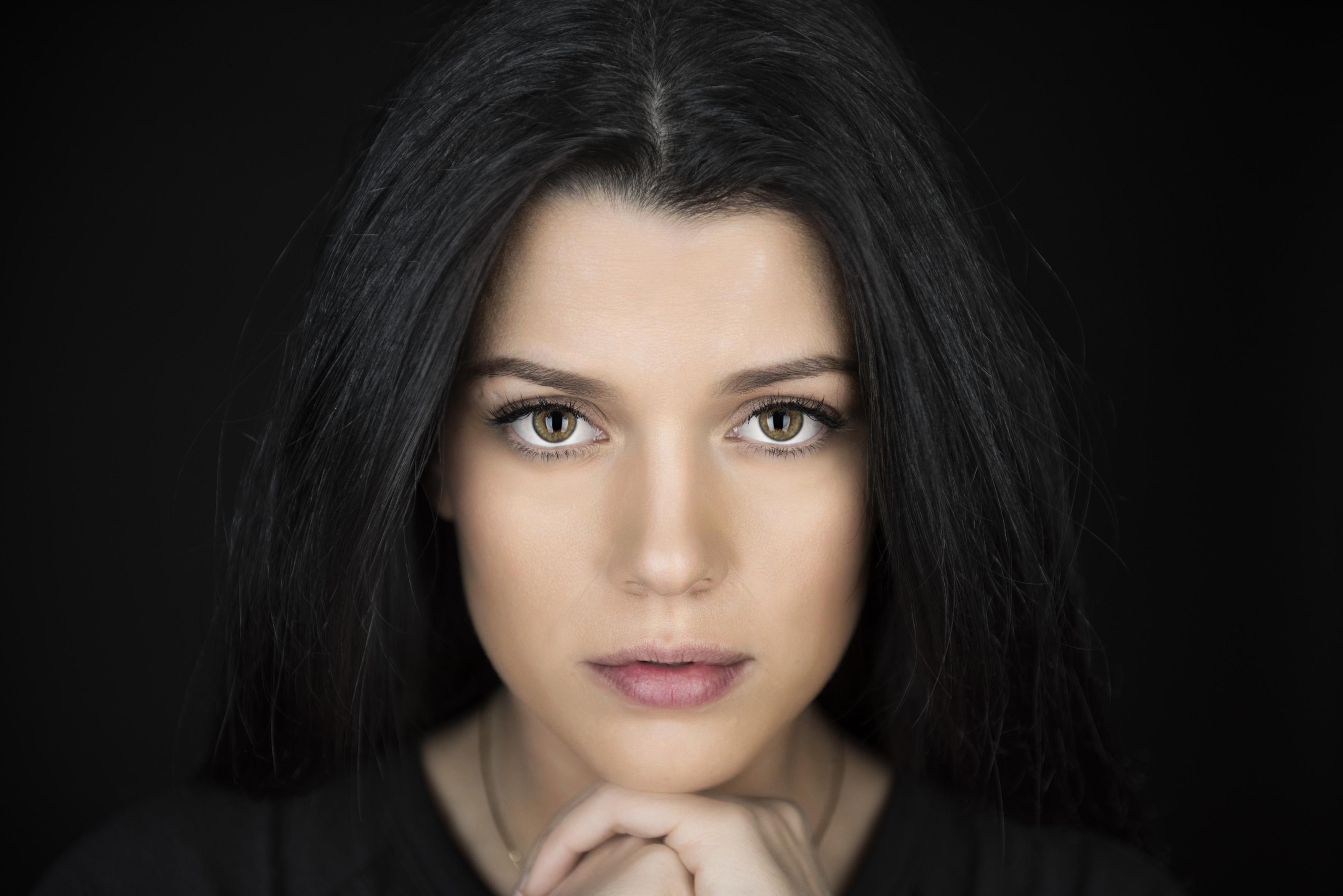 actor Ralitsa Paskaleva large photo