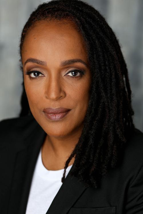 actor Dawn Bynoe large photo