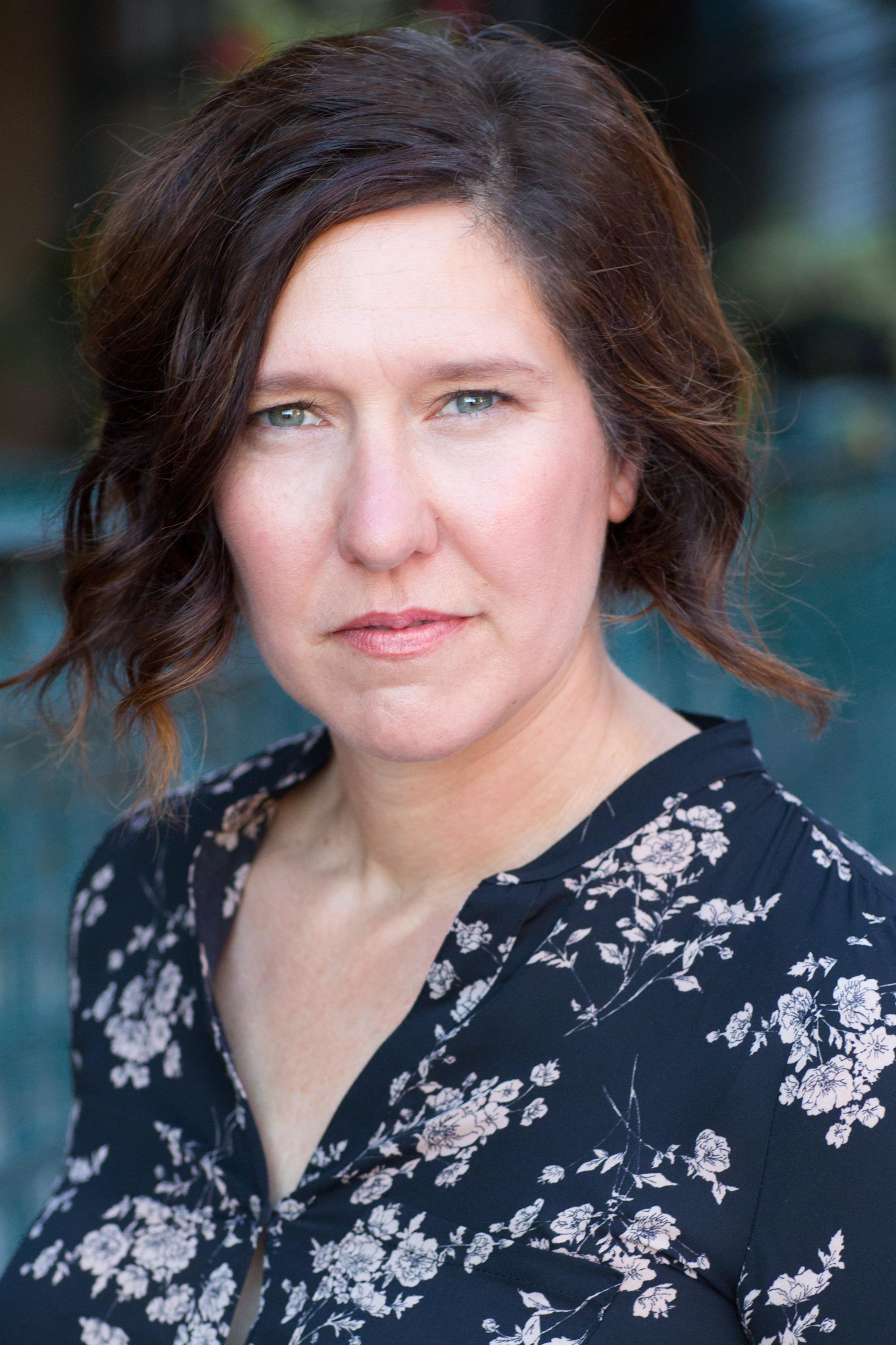 actor Beth Puorro large photo