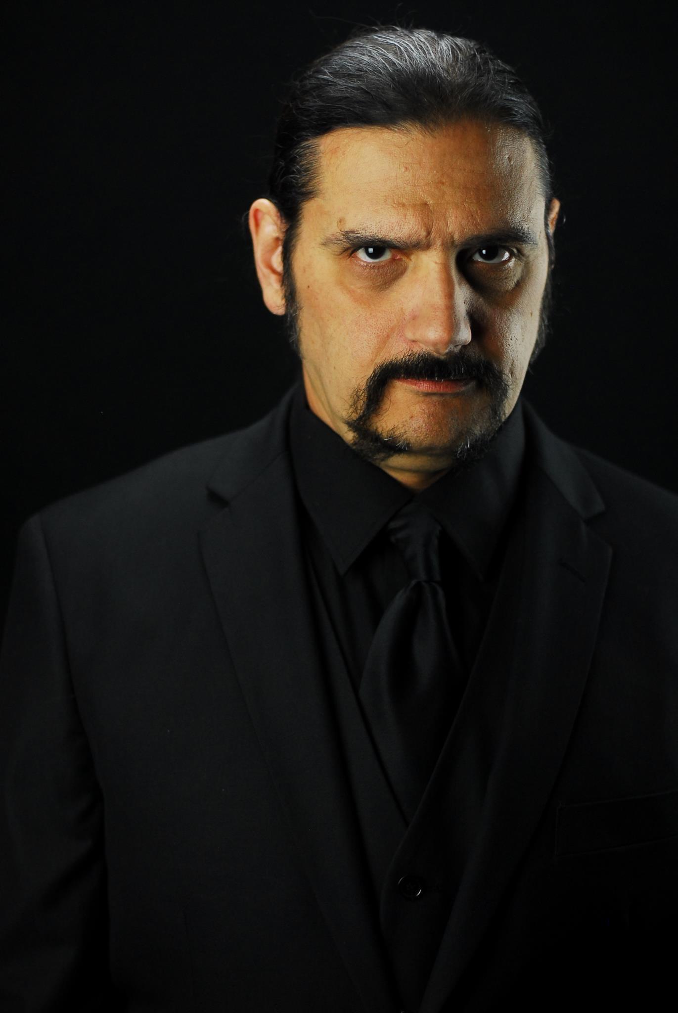 actor Larry L Andrews large photo