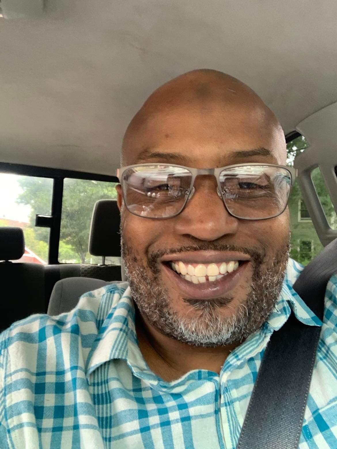 actor Morris Freeman Sr. large photo