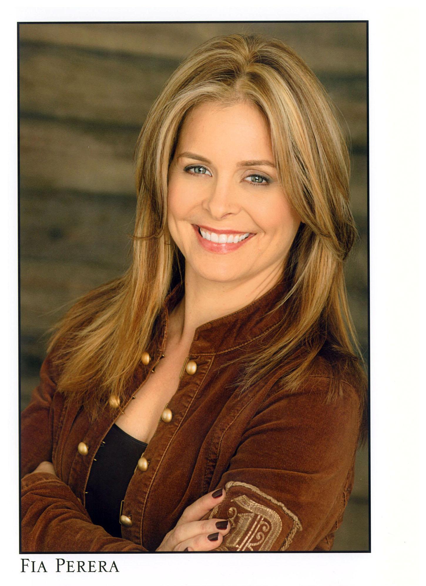 actor Fia Perera large photo