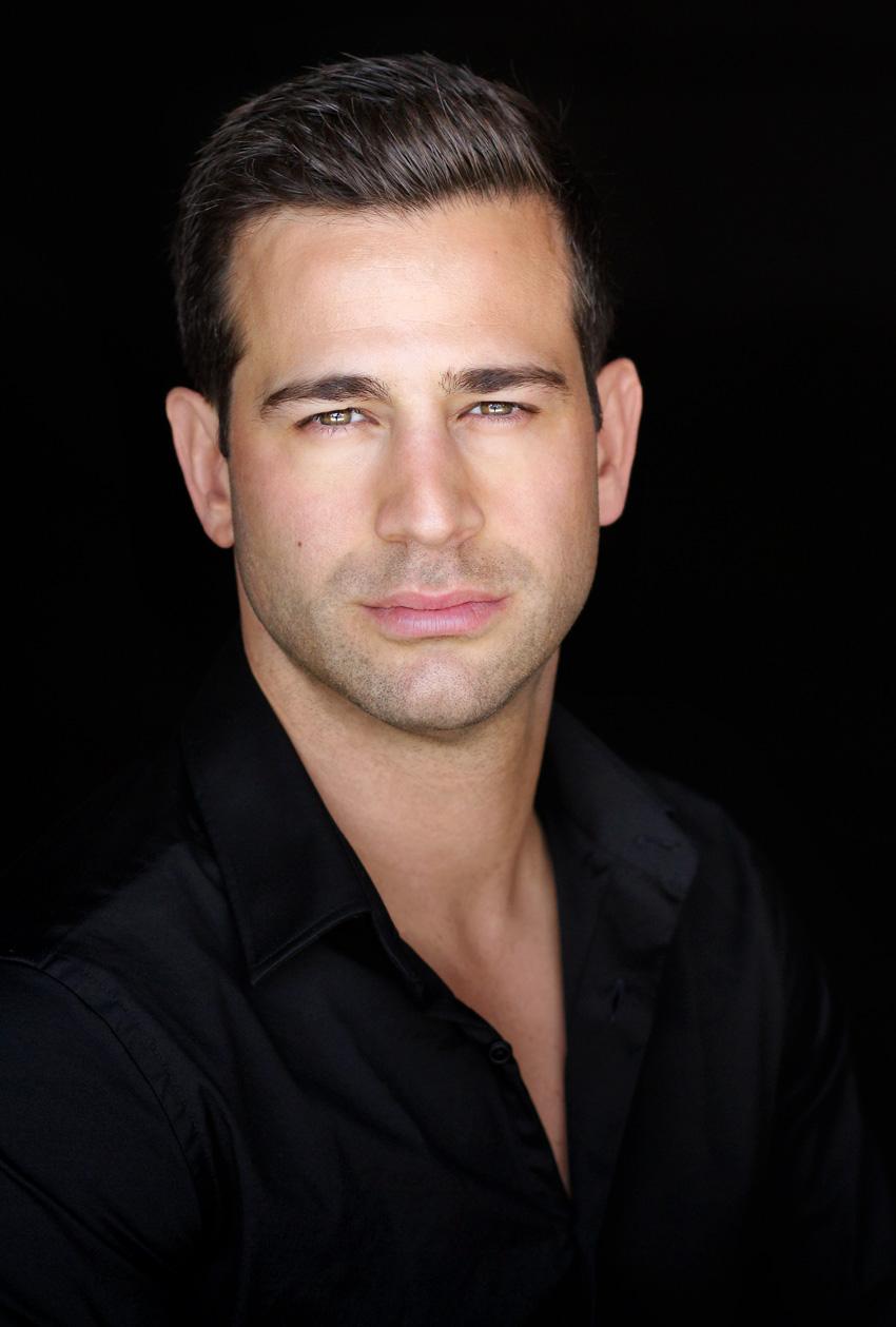 actor Dennis Casali large photo