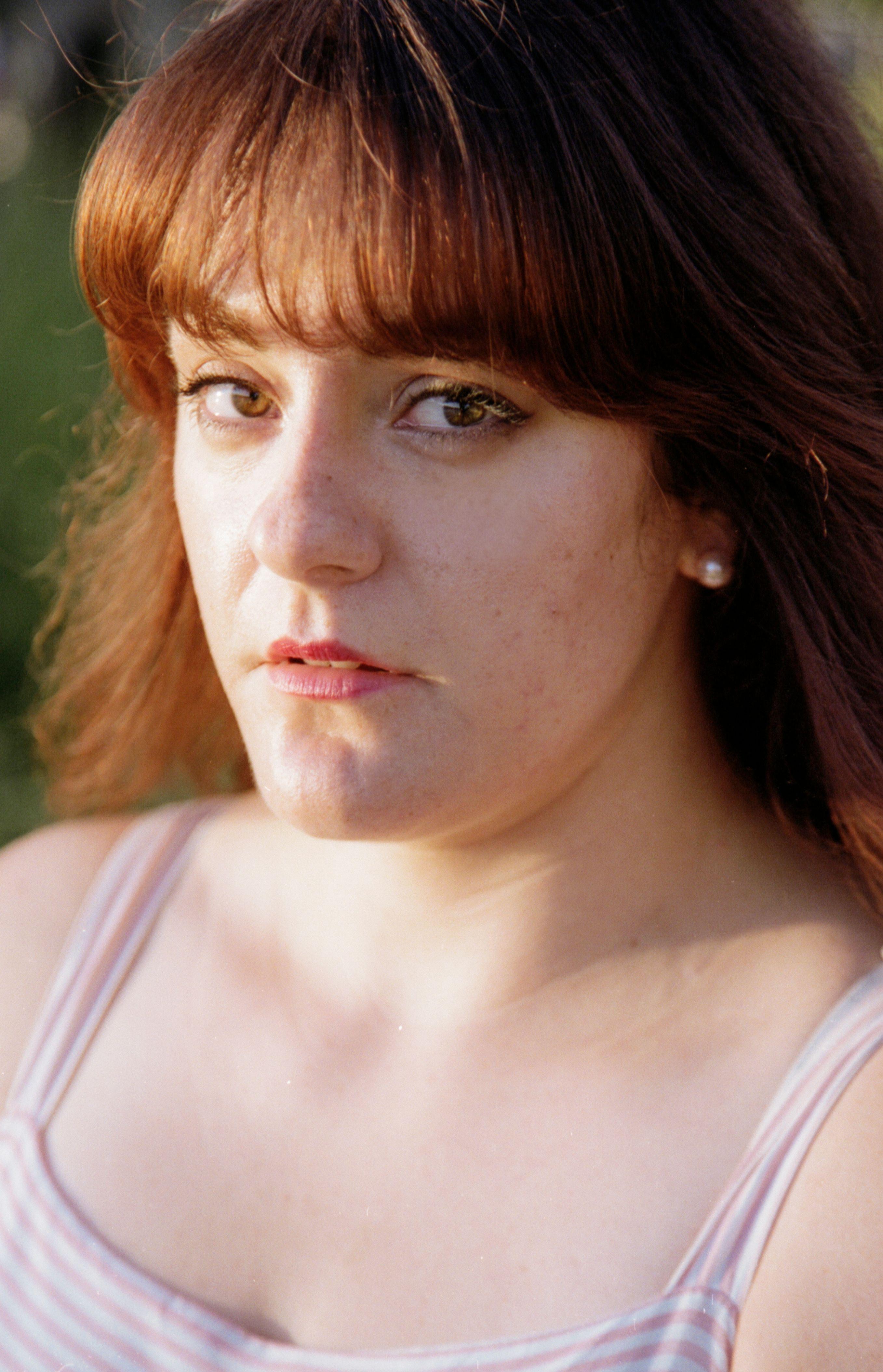 actor Natalie Hoover large photo