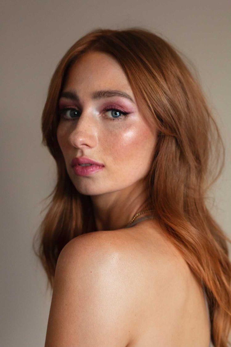 actor Bethany Woodruff large photo