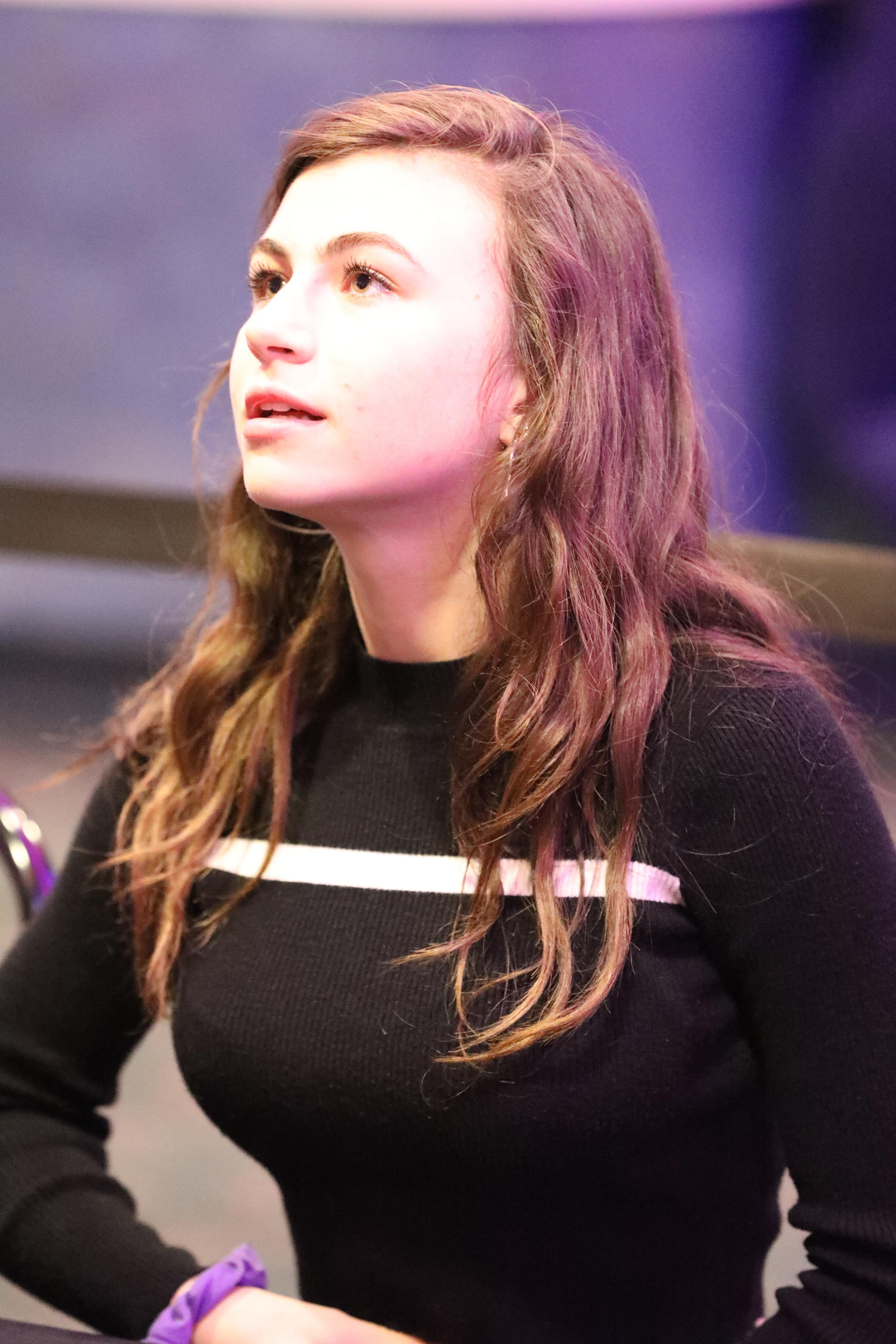 actor Katelyn Katz large photo