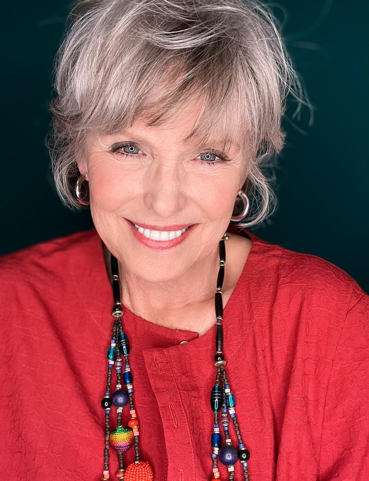 actor Kristin Lindquist large photo