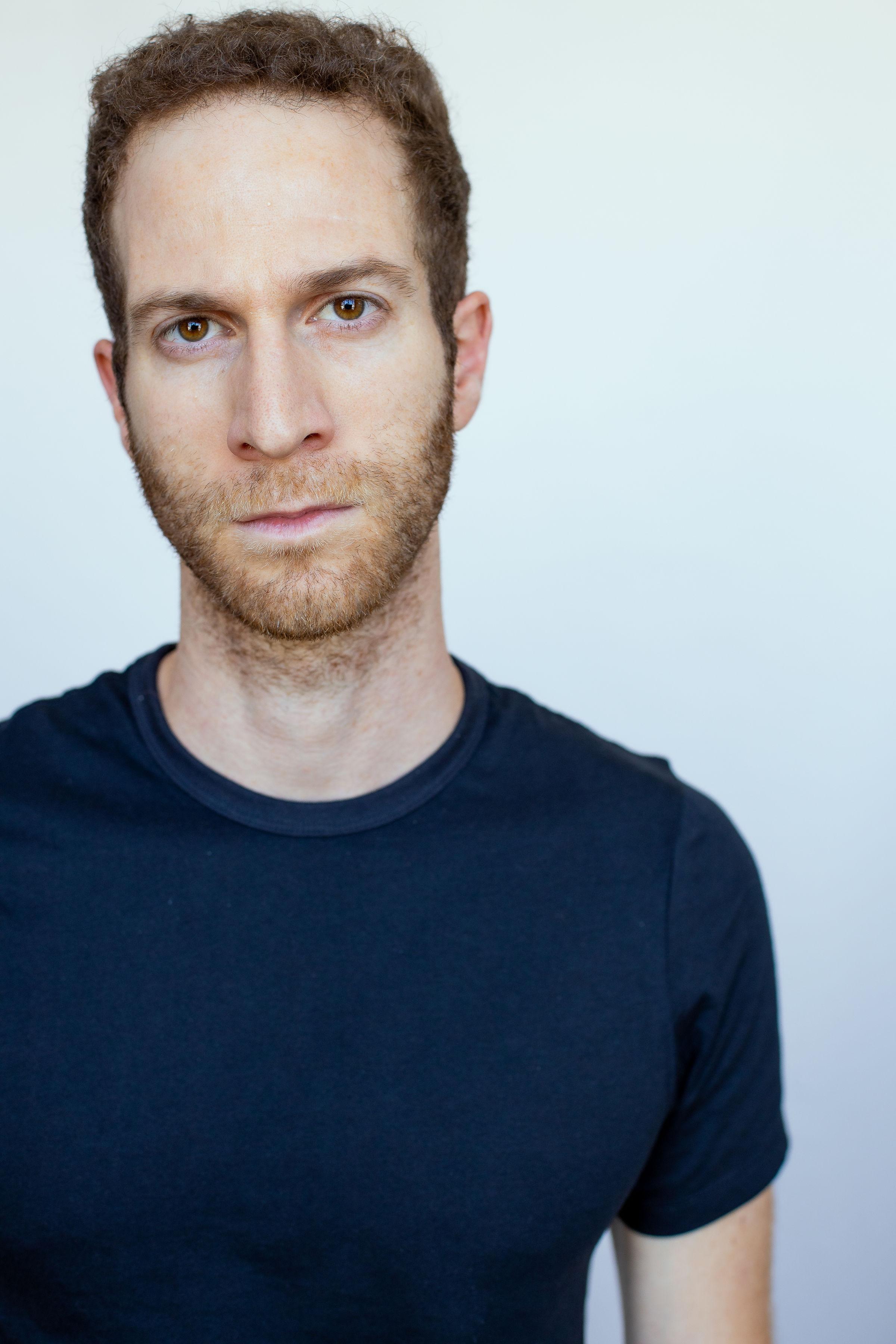 actor Matt Gottlieb large photo