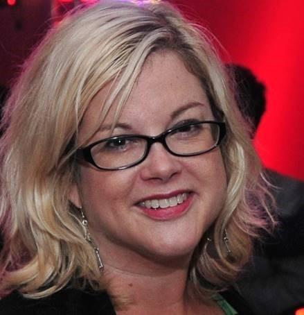 actor Wendy Mitchell large photo