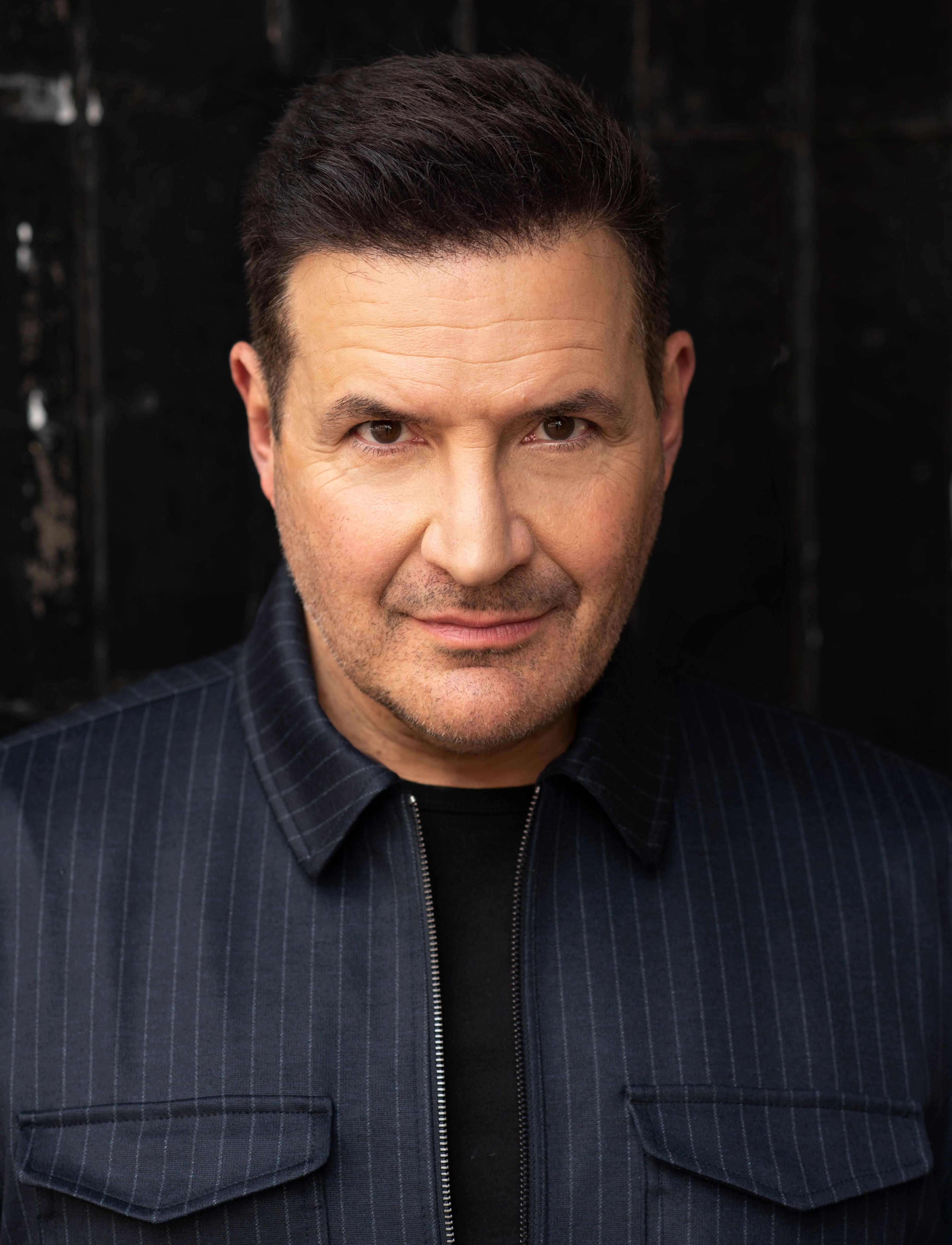 actor Mark Janicello large photo