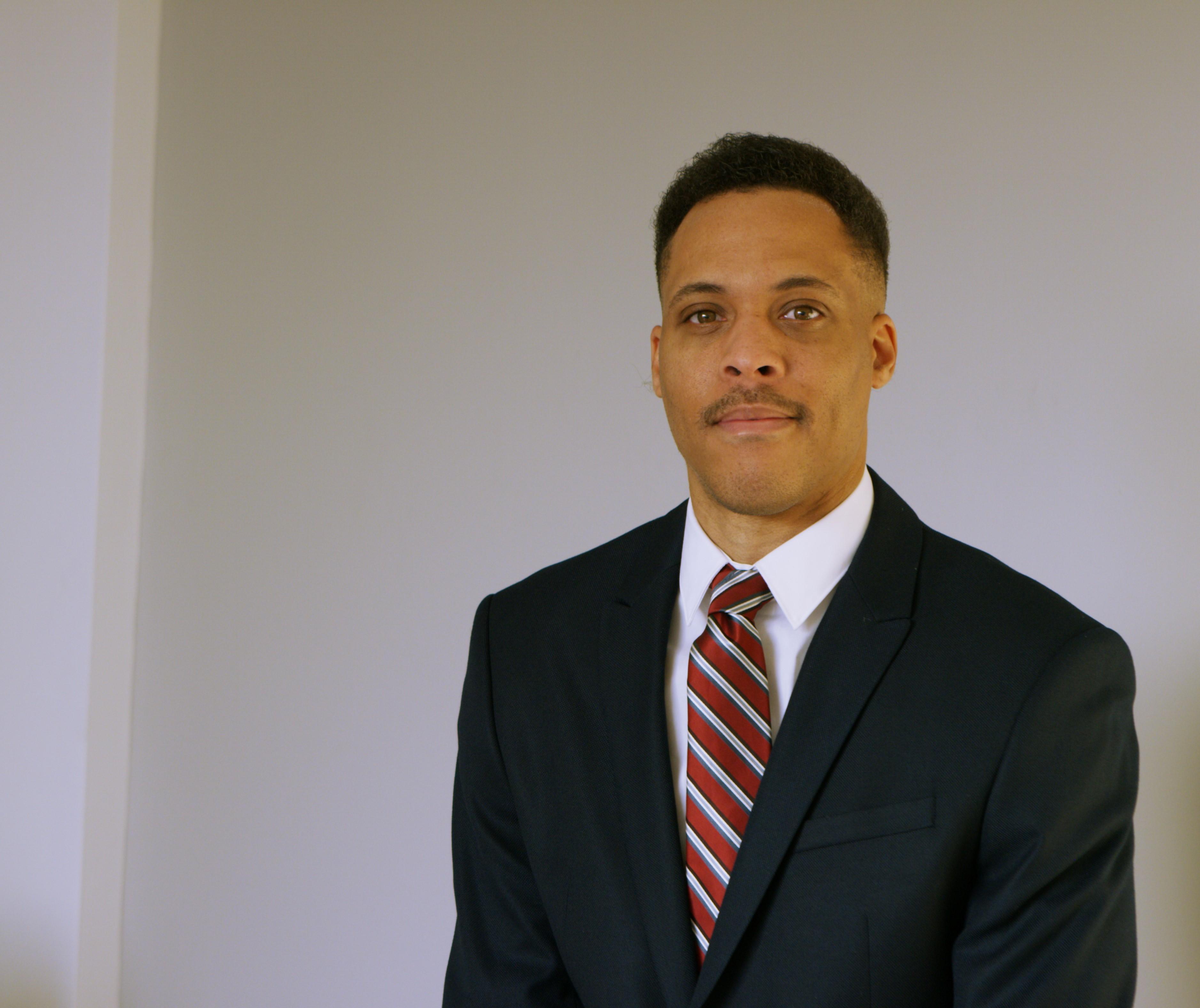 actor Sean Glover large photo