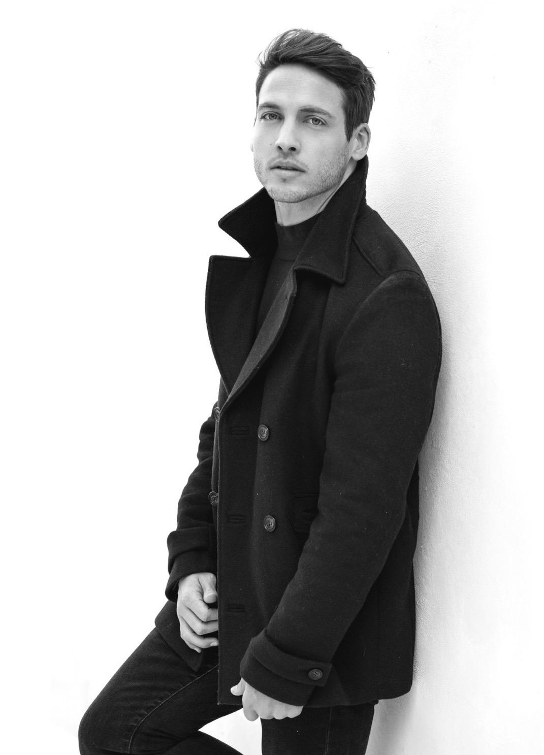 actor Bret Green large photo